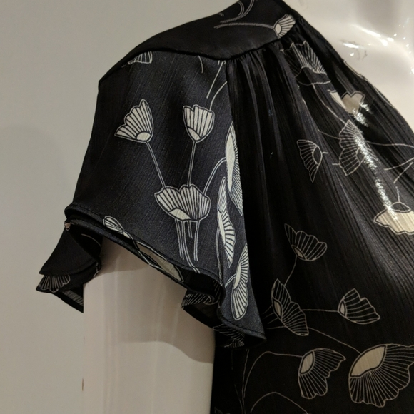 Wrapped Top - Picture 3 of 3